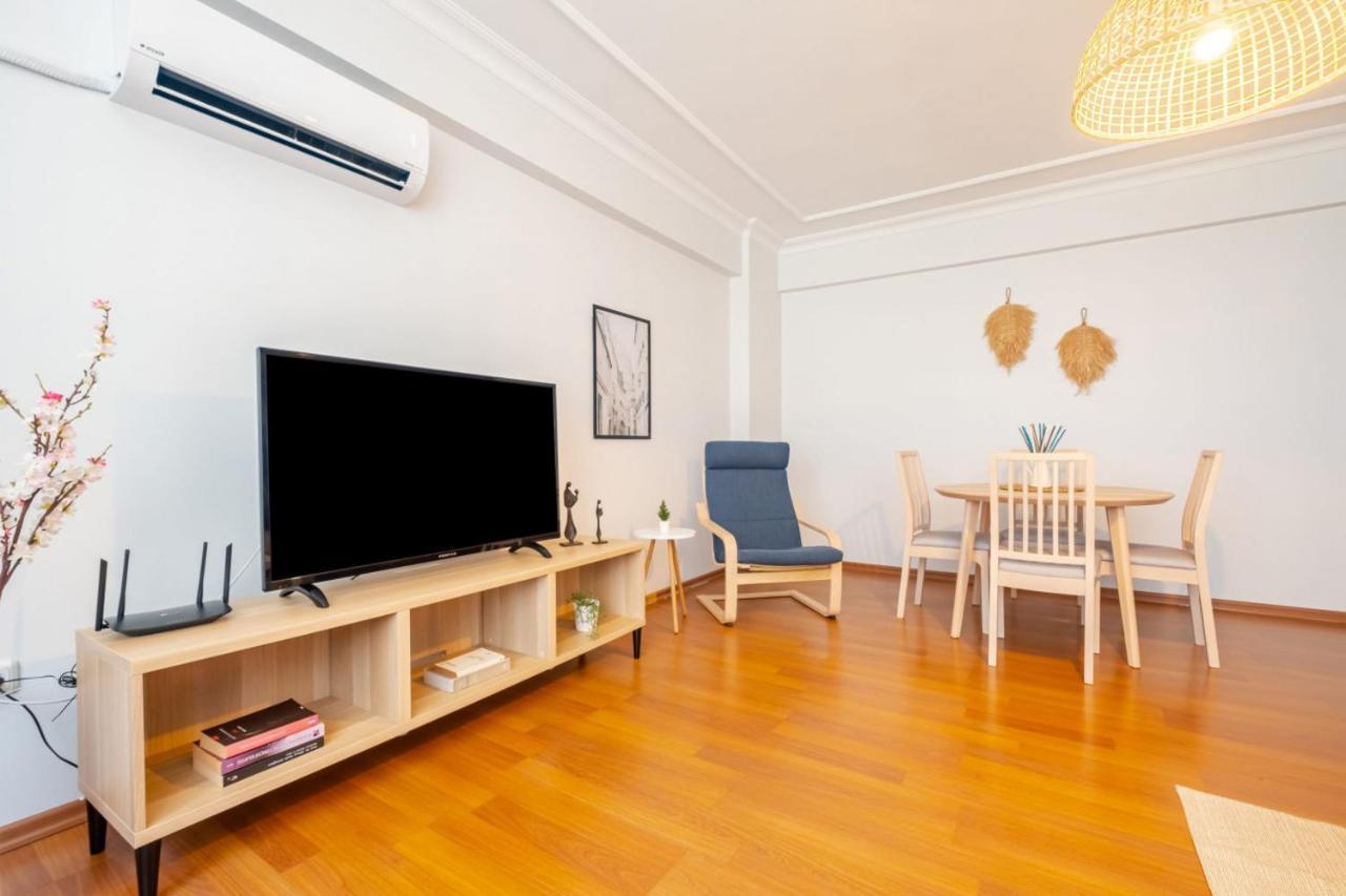 Splendid Flat With Central Location In Sisli 이스탄불 외부 사진