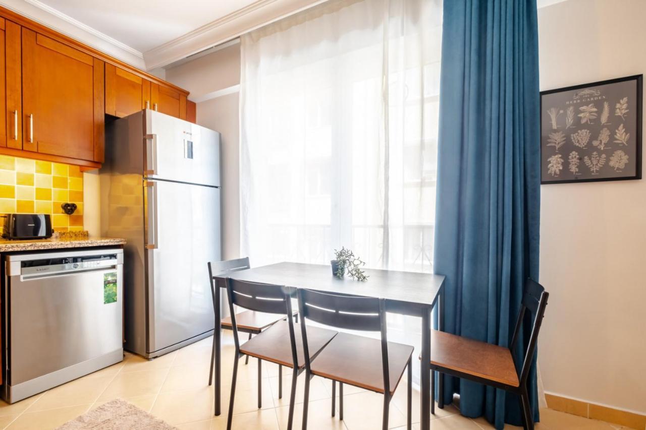 Splendid Flat With Central Location In Sisli 이스탄불 외부 사진